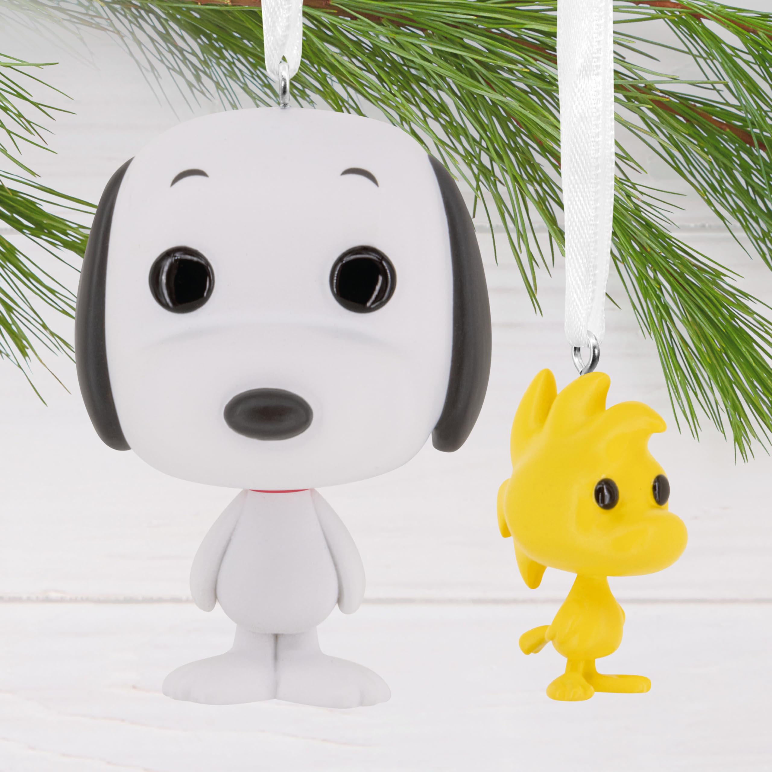 Hallmark Peanuts Snoopy and Woodstock Funko Pop! Enfeites de Natal